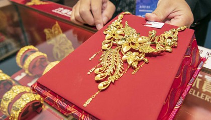 “金包银”疯狂占领县城:利润率最高可达100%,水贝模式“保本就不错了”
