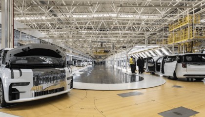 中国对欧大获全胜！中国宣布消息，送欧盟“死对头”百亿大单