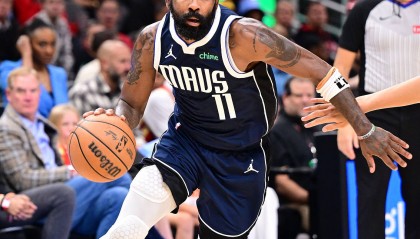 末节之王回归！欧文第四节独得16分 全场32分带走比赛