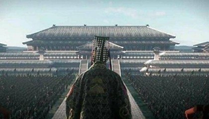 当年秦始皇修筑万里长城时，若换到现在，需花费多少人民币？