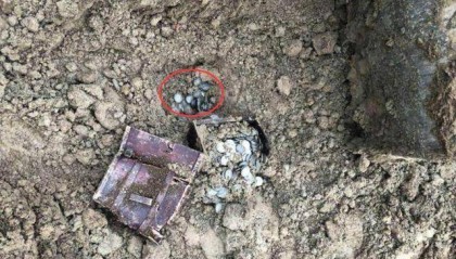 安徽民工挖到开国纪念币，专家估价300万，考古队赶到挖走1636枚