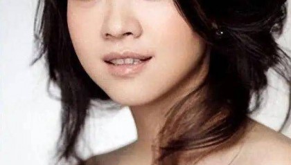 同居19年不结婚不生孩，51岁的曾宝仪活成这样，难怪曾志伟不催婚