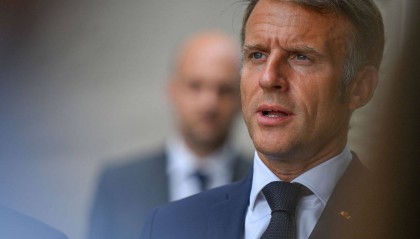 马克龙：特朗普称乌克兰领土问题只能由其领导人来谈判