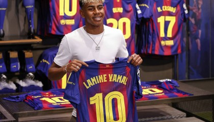 亚马尔10号球衣24小时售卖创史 将超梅西25%为巴萨输血