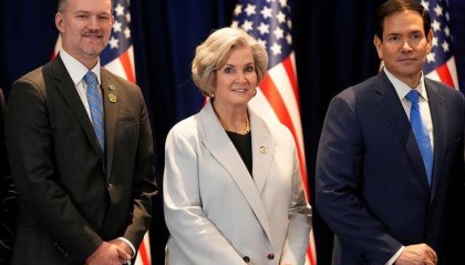 稀土要卖大豆也买？中美谈判一结束，美方透露细节，中方回应亮了