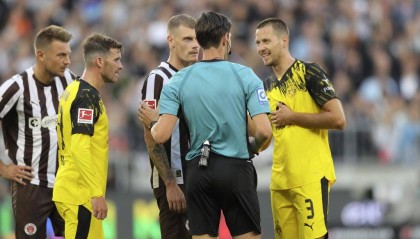 尤文图斯新星布雷默再遭重创：半月板损伤背后的隐忧与未来