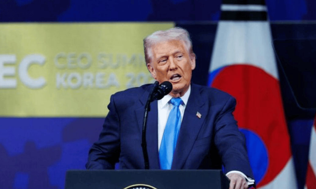 特朗普承认中美平起平坐，当面称中方不好对付，中方只说了12个字